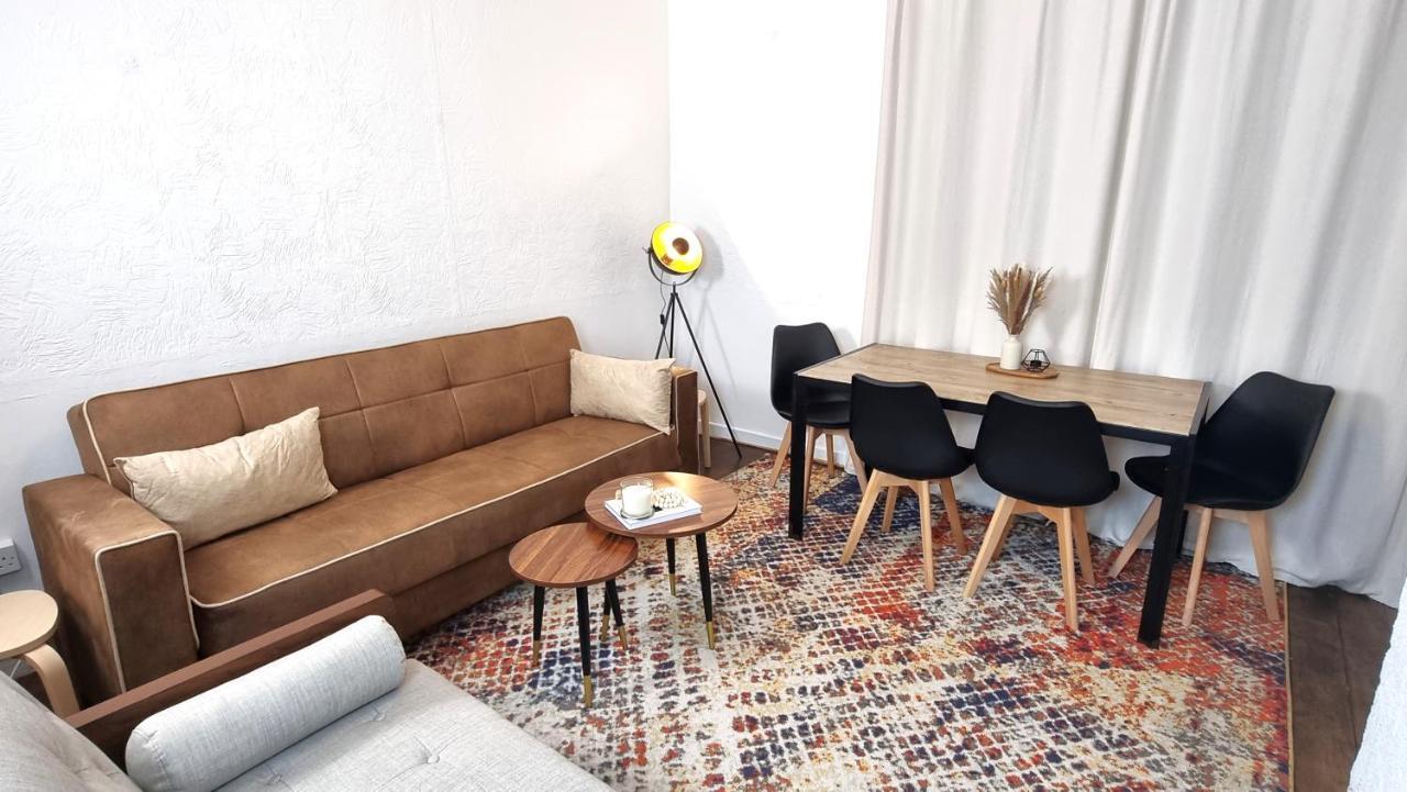 Apartment 3 Bed Flat O2 Arena Dyson House