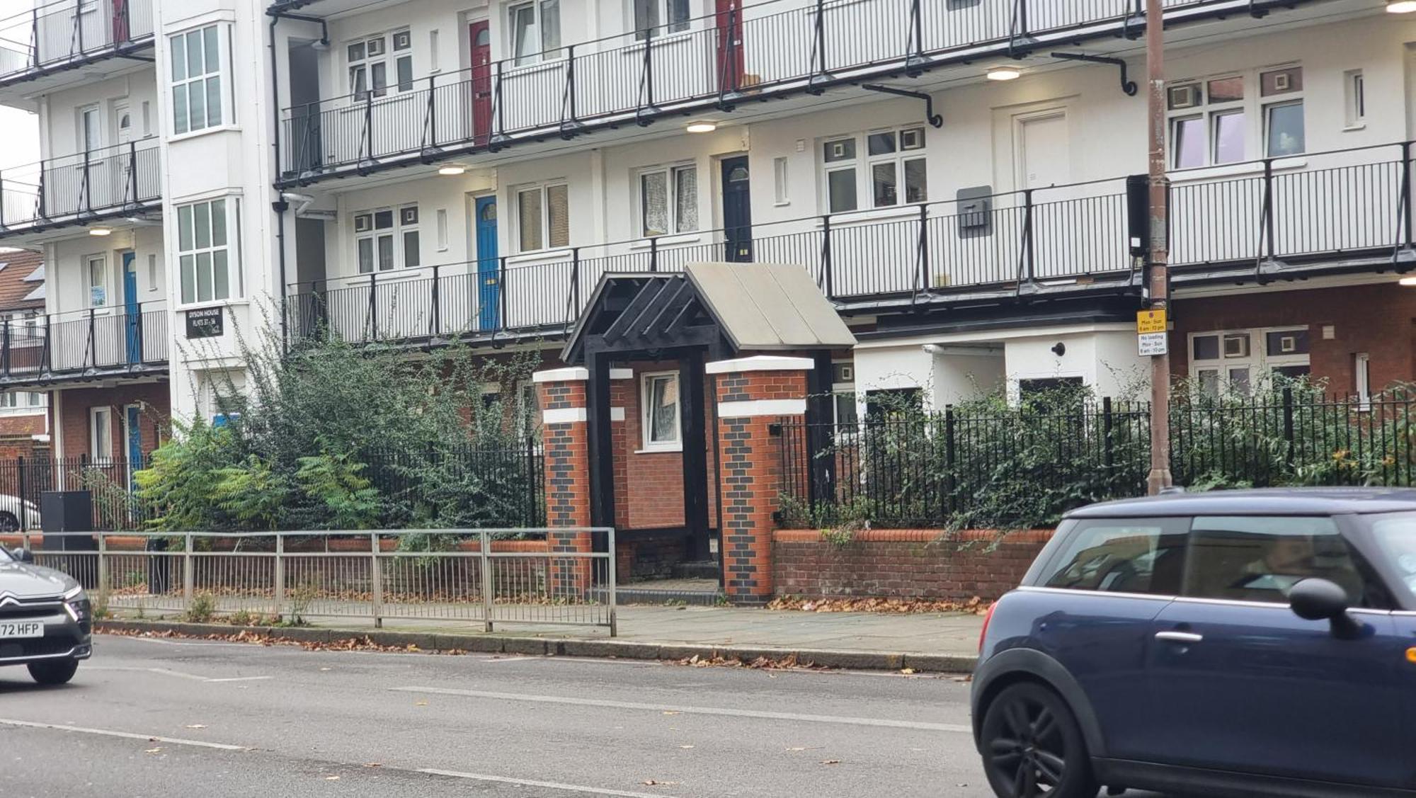 3 Bed Flat O2 Arena Dyson House Apartment London